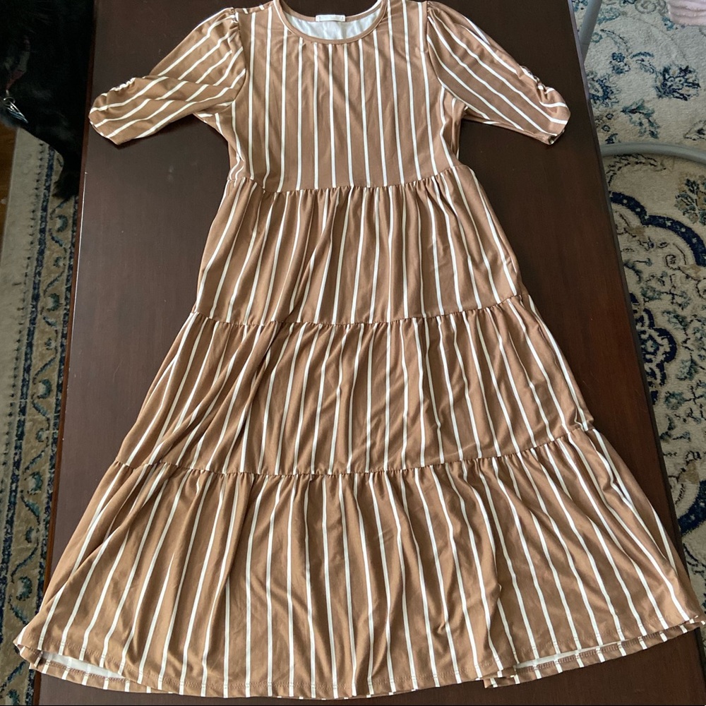 NWOT Reborn J Casual Dress